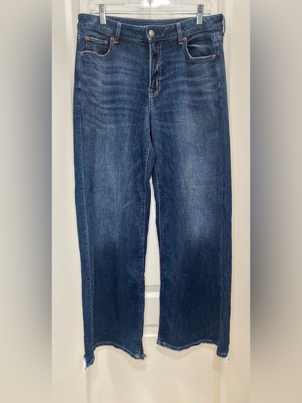 American Eagle Low-Rise Baggy Wide Leg Jeans Blue Waist 10